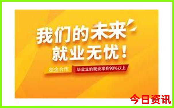 八月份去哪儿旅游又凉快又好玩